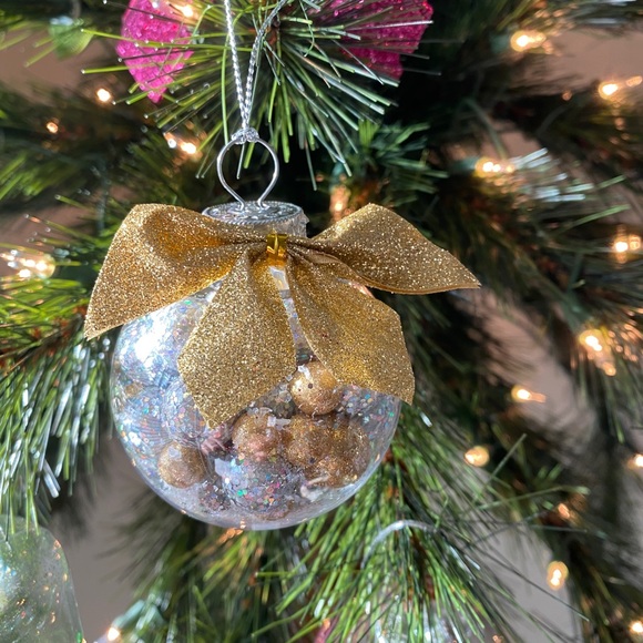 Christmas ornaments - Picture 5 of 10
